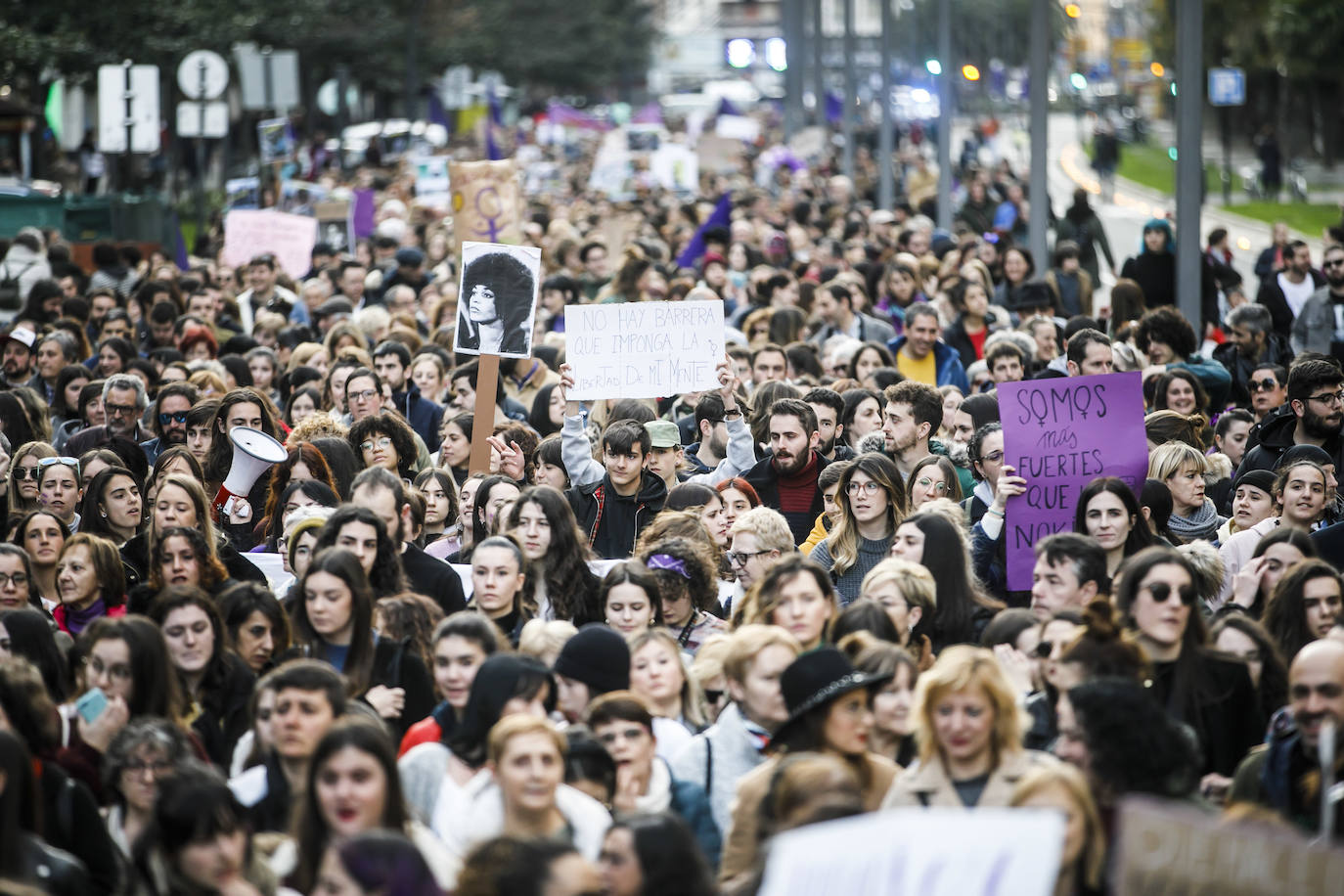 Fotos: 8M: Manifestación del Día Internacional de la Mujer en Logroño