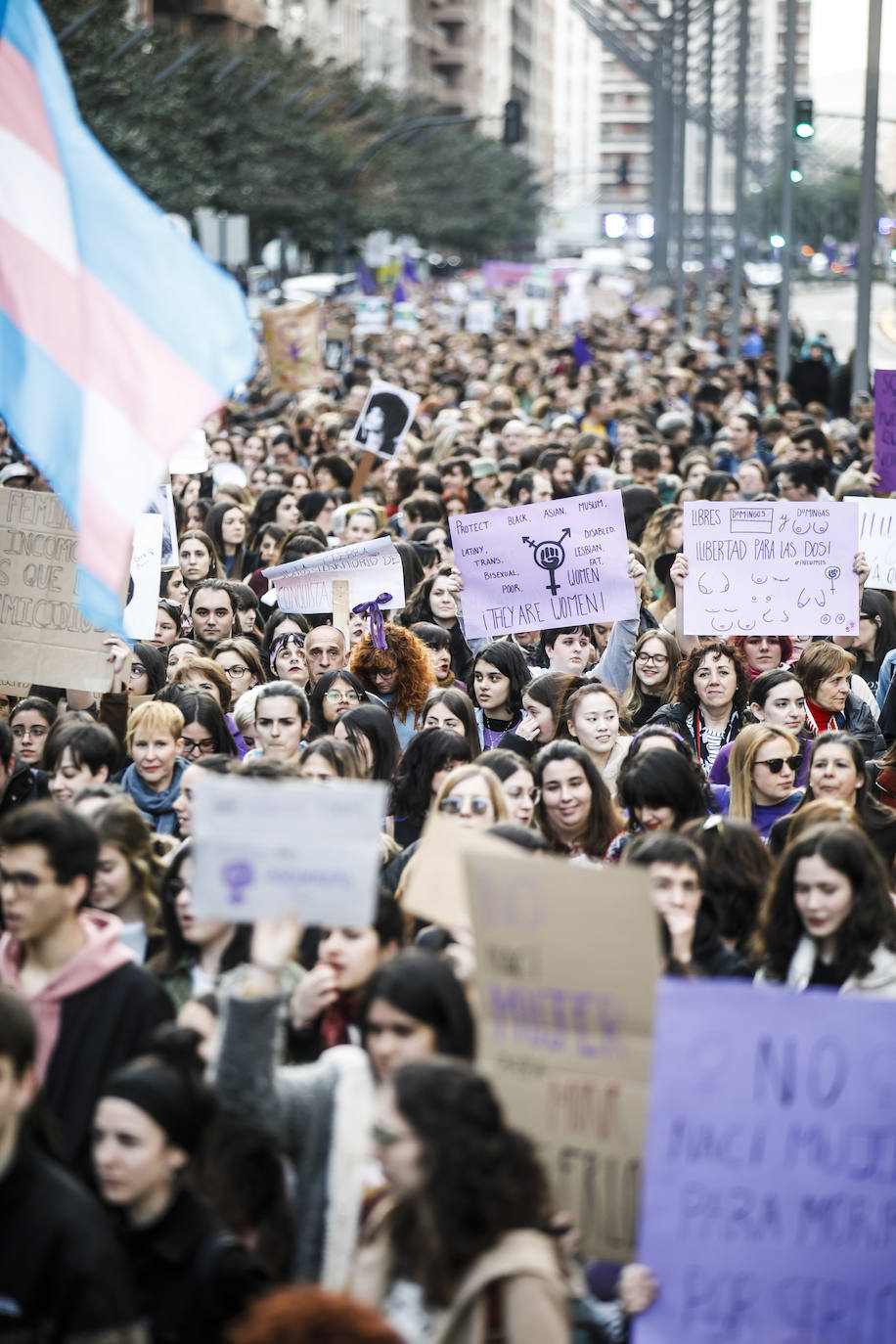 Fotos: 8M: Manifestación del Día Internacional de la Mujer en Logroño