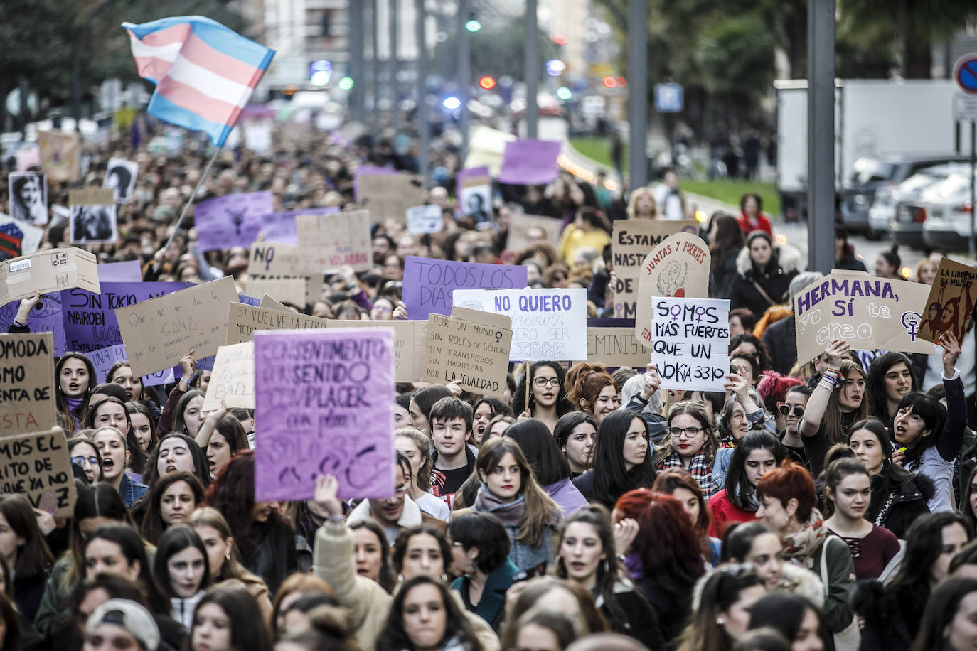 Fotos: 8M: Manifestación del Día Internacional de la Mujer en Logroño