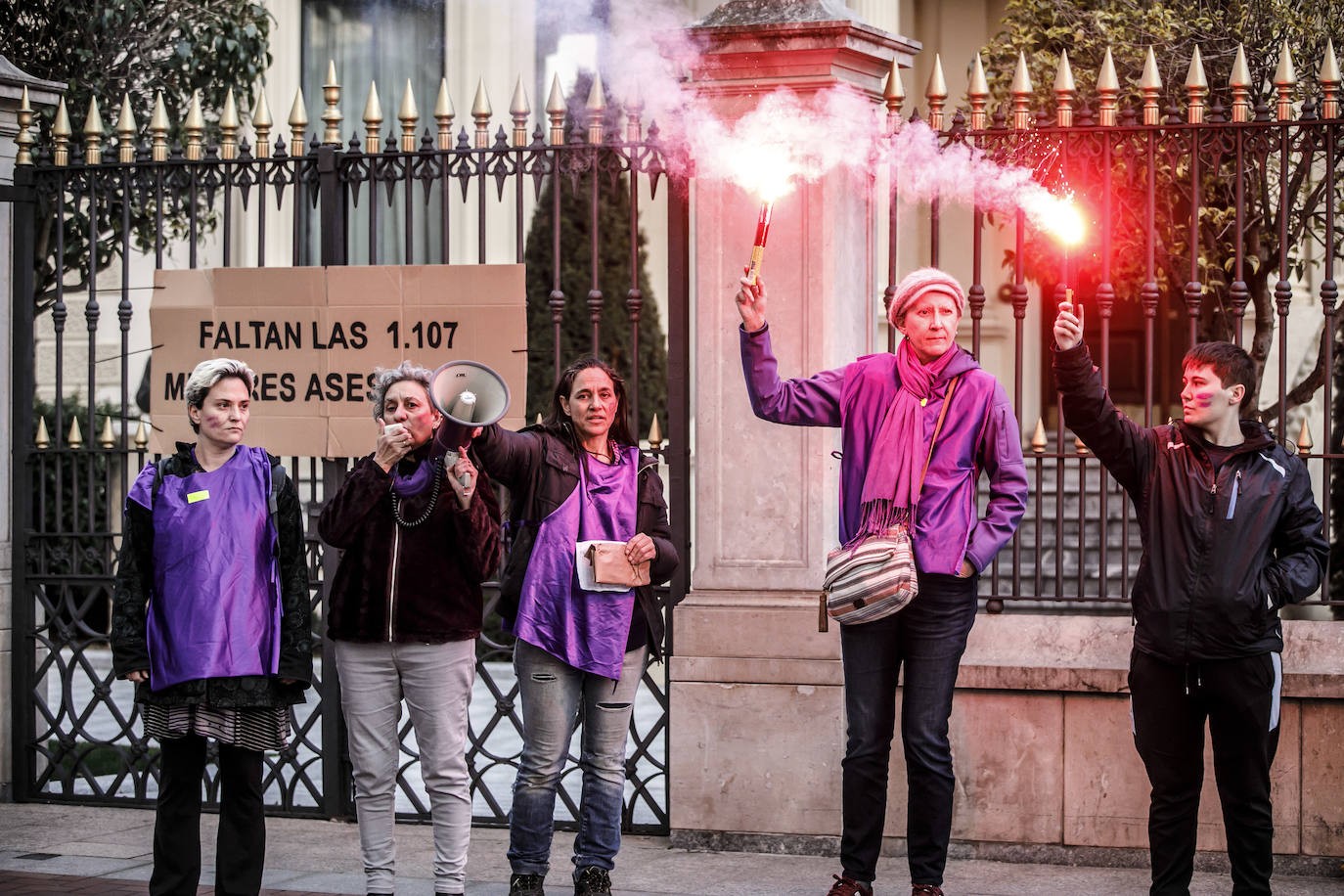 Fotos: 8M: Manifestación del Día Internacional de la Mujer en Logroño