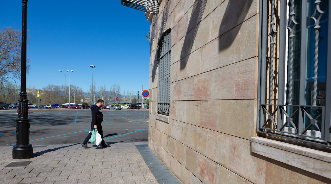 Fotos: Sábado atípico en Logroño por el coronavirus (I)