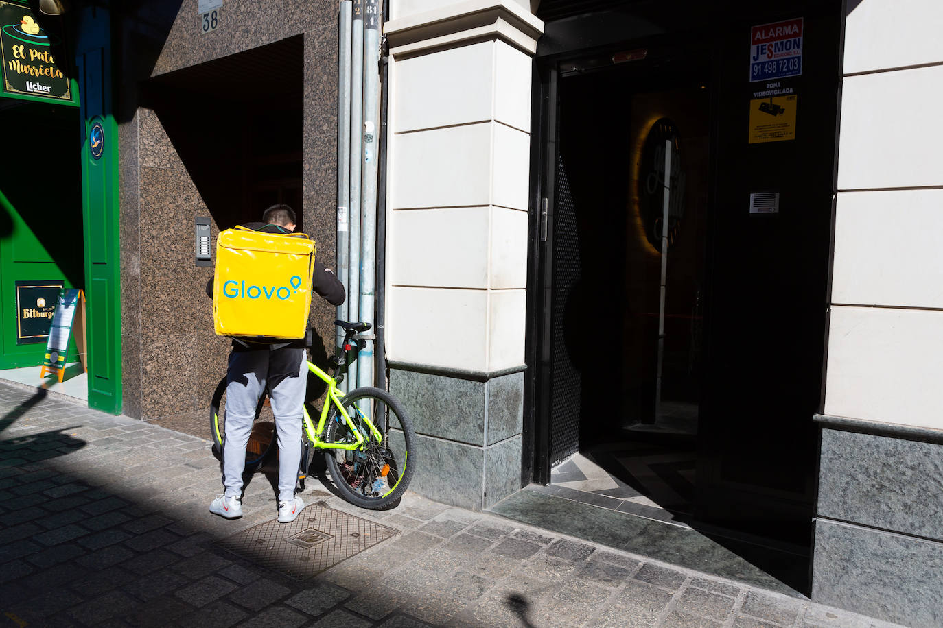 Fotos: Sábado atípico en Logroño por el coronavirus (I)