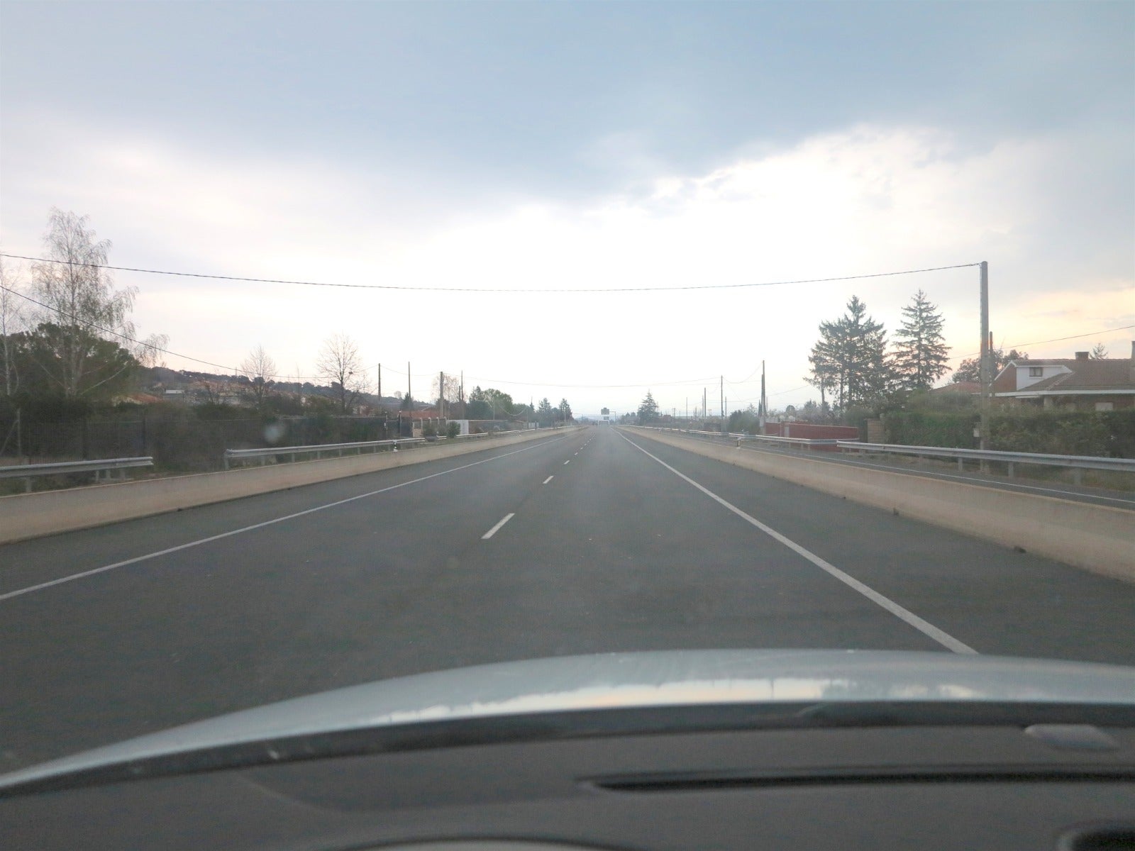 Fotos: Bares cerrados en Cameros y la N-111 vacía como consecuencia del coronavirus