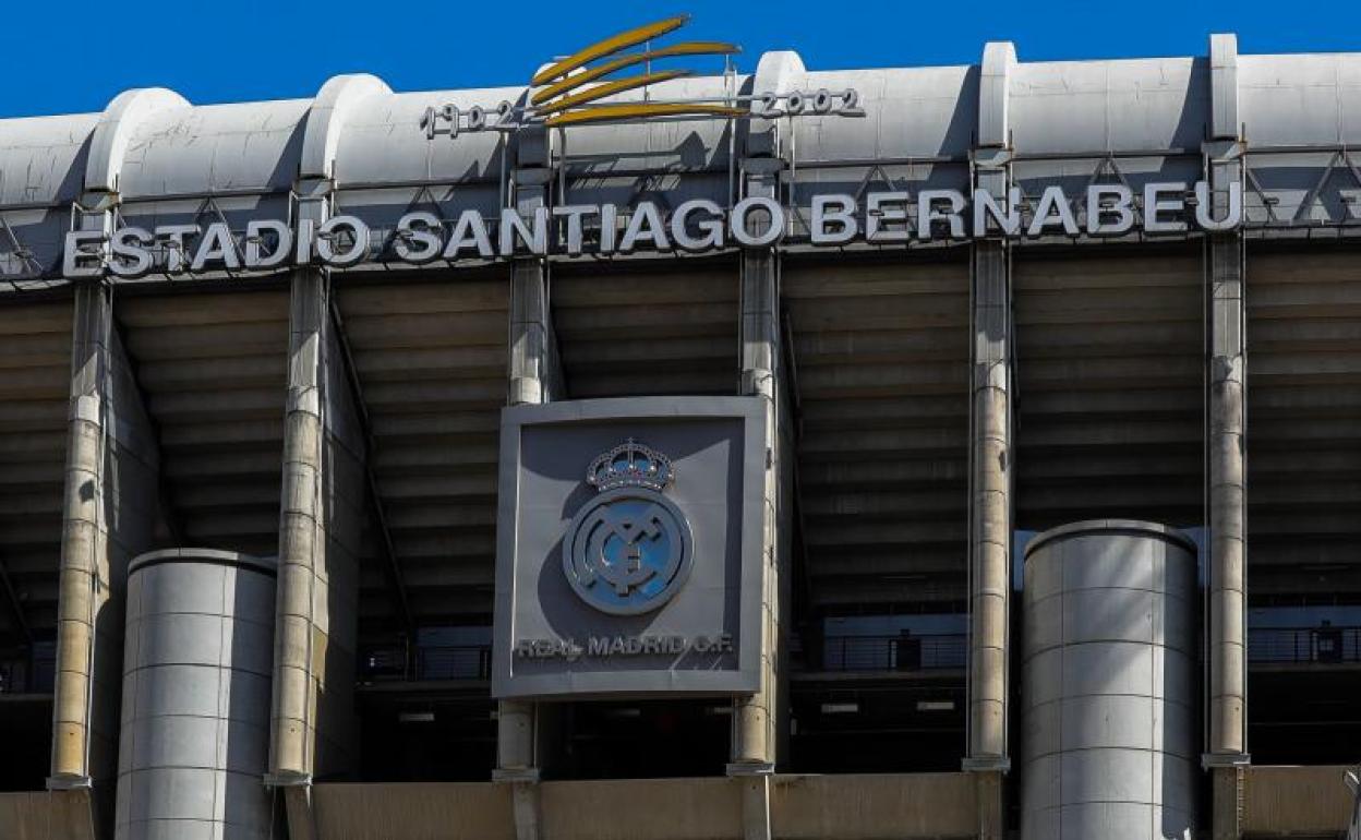 Fachada del Santiago Bernabéu. 