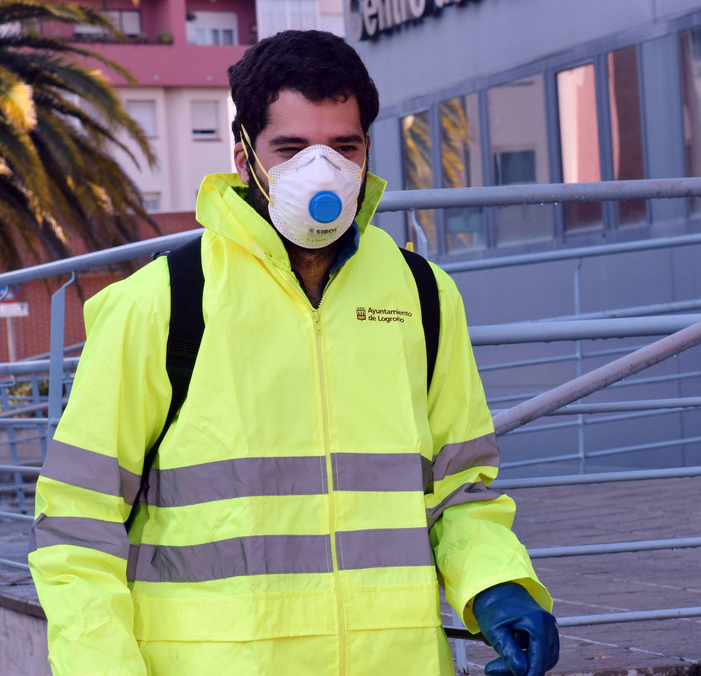 Brigadas municipales. Así trabajan los equipos de limpieza y desinfección del Ayuntamiento de Logroño frente al coronavirus