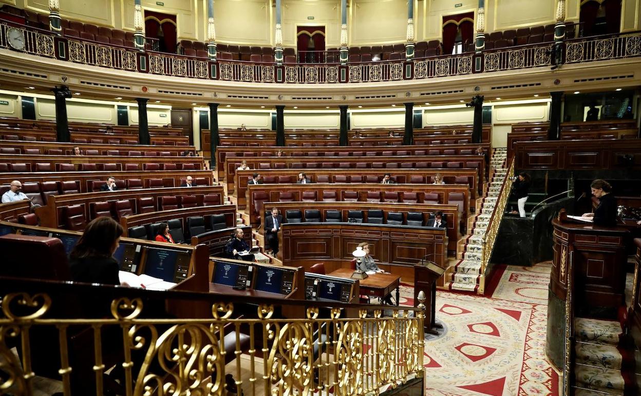 El Parlamento, esencial