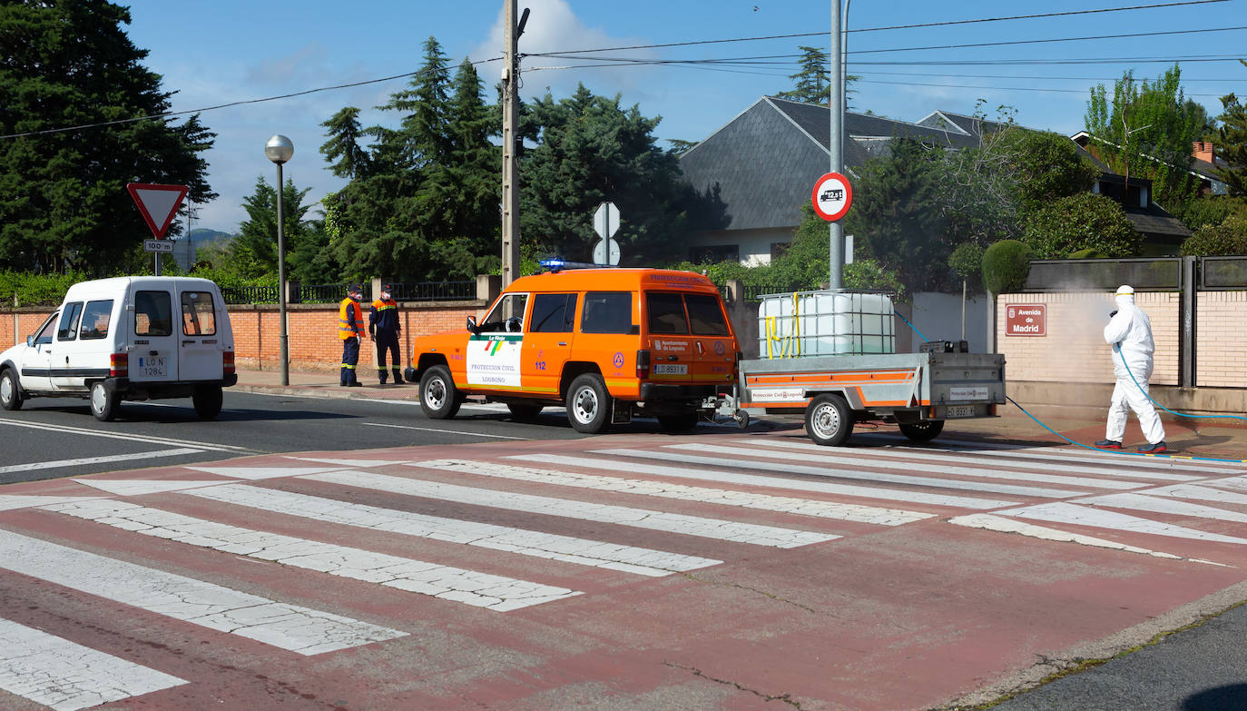 reinta y cinco voluntarios luchan contra el COVID-19