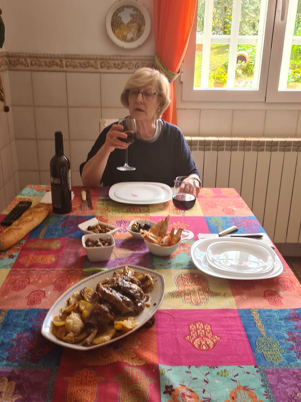 La semana pasada Rincón de Olivedo celebró San Pedro Mártir de Verona. El programa incluyó misa por Facebook, disfraces, gincana, ronda, almuerzo y 'pobre de mí' en los balcones.