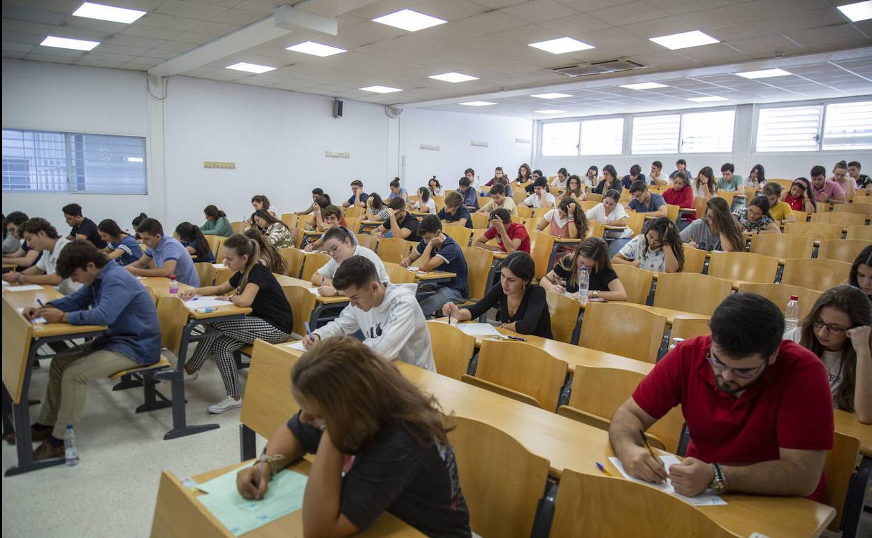 Examen de selectividad del curso pasado.