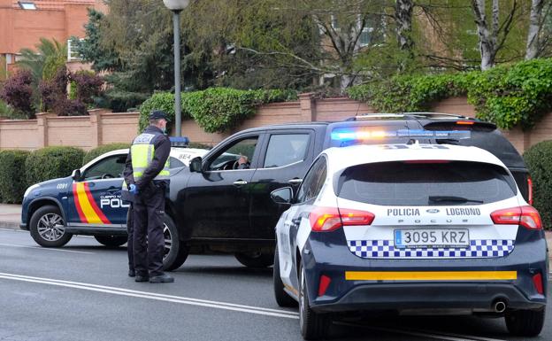 La Policía, contra la «relajación general»: 242 multas y 3 detenidos en un día