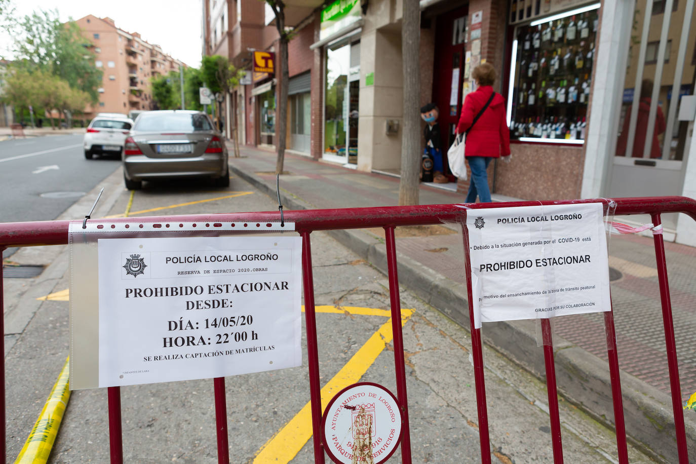 La ciudad de Logroño amplía sus aceras para desplazarse de forma segura durante la crisis pero con visos de permanencia