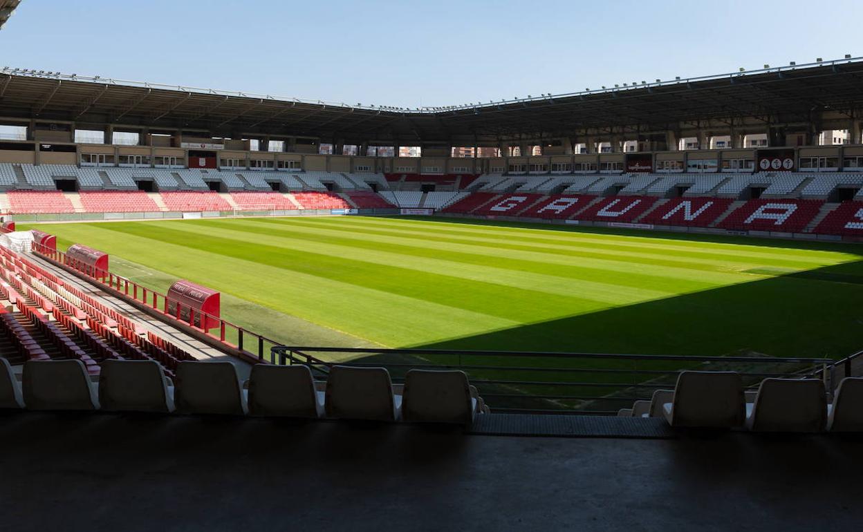 Las Gaunas, preparada para la fase de ascenso a Segunda B