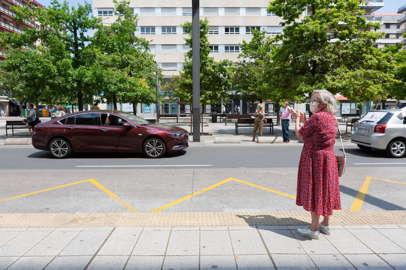 Según la organización, unos 2.000 vehículos han participado en la manifestación