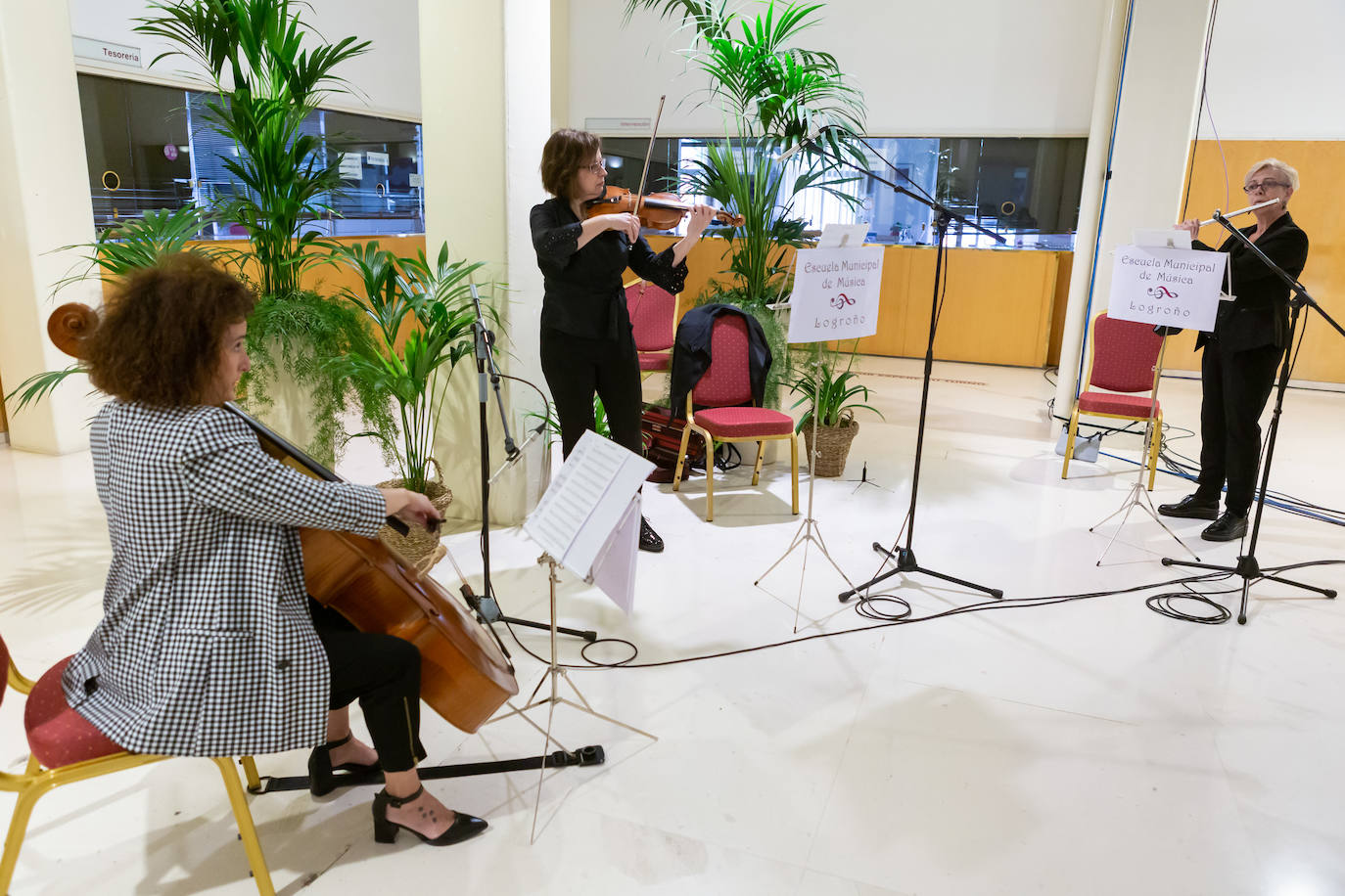 El alcalde de Logroño ha trasladado el agradecimiento del Consistorio a todos los ciudadanos