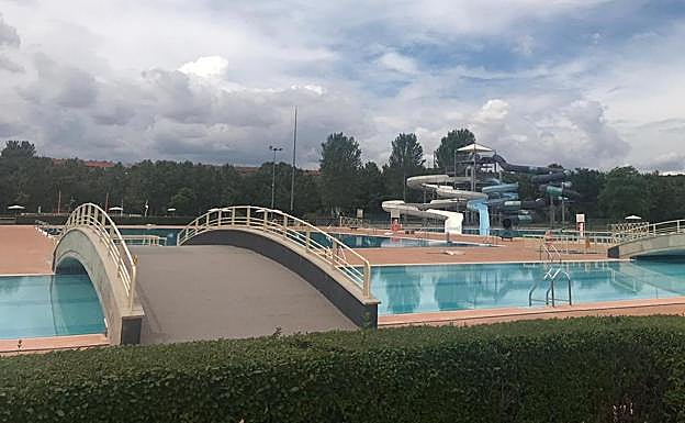 Las piscinas de Las Norias, con reserva día a día