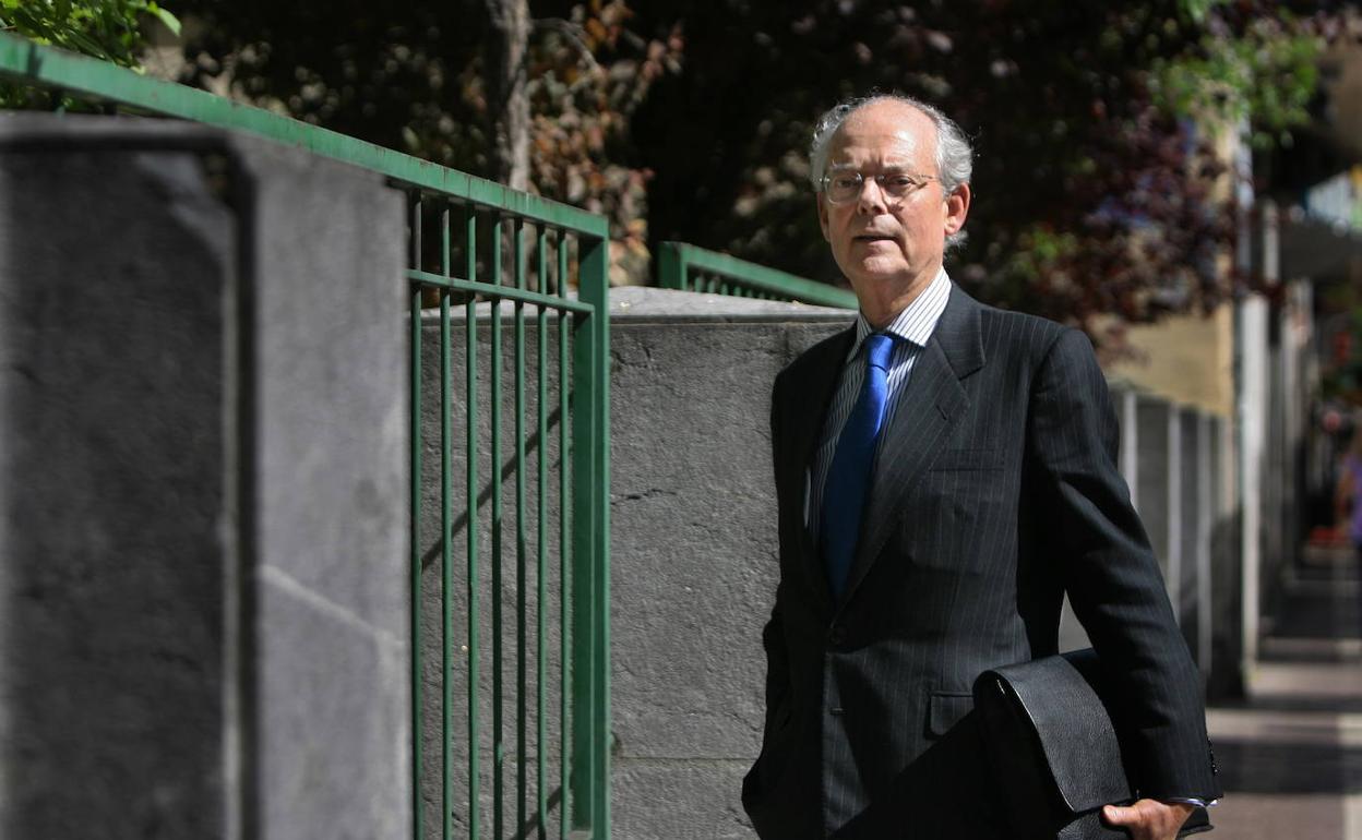 Ignacio Buqueras y Bach aboga por «romper» con «la reunionitis» en España
