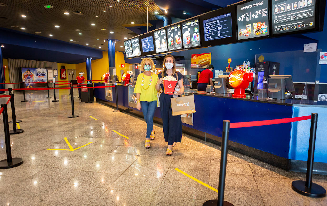 Los cines Yelmo Berceo y 7 Infantes de Lara abren este viernes con aforo reducido y medidas de higiene 