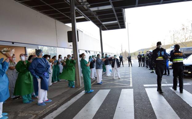 Las cinco demandas de los trabajadores de Urgencias del San Pedro, que se concentran esta tarde