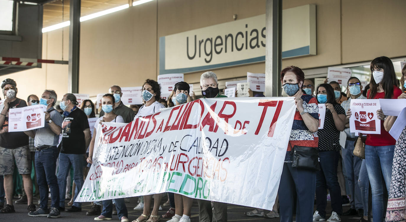 Los trabajadores pidieron este lunes la contratación de más personal y espacios más adecuados