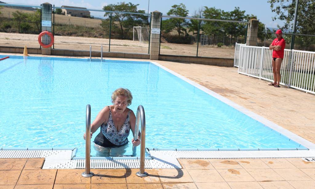 Después de la polémica de las últimas semanas, las piscinas de El Cortijo han abierto este miércoles sus puertas.