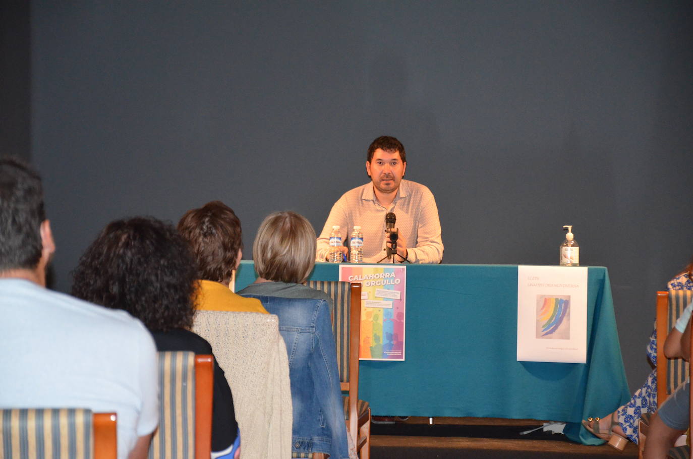 Fotos: Exposición &#039;LGTBI. Una historia muy diversa&#039;, en Calahorra