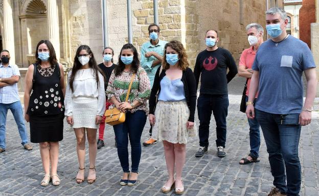 Carreño y Cantabrana, junto a otros de los miembros que se han atribuido el lliderazgo de Podemos tras perder las elecciones. 