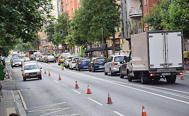 Imagen principal - Vara de Rey, &#039;calle abierta&#039;... a la discordia