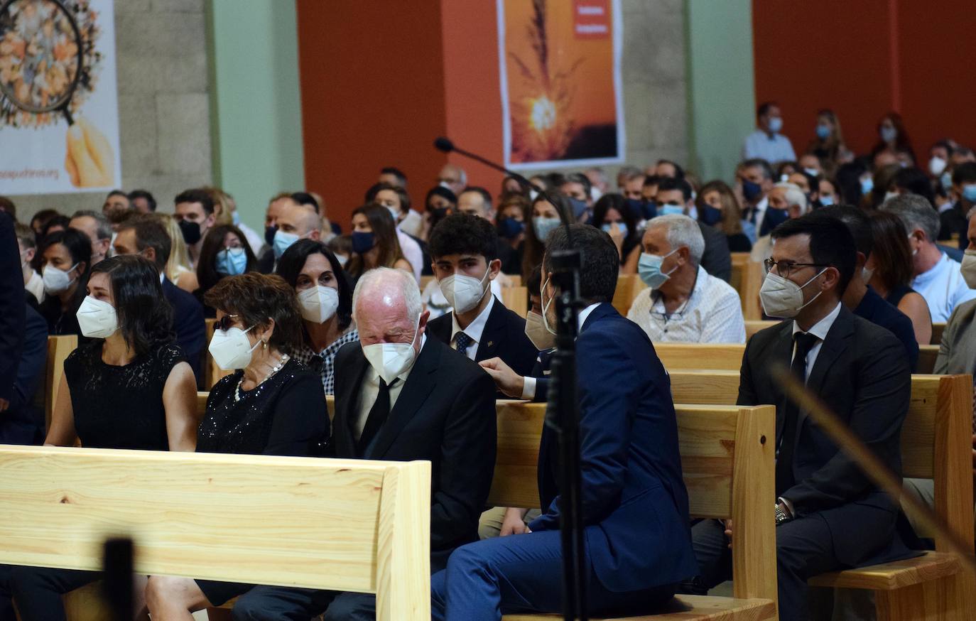 El emotivo funeral por el jefe de los GAR se ha celebrado en la iglesia de Nuestra señora de Valvanera, en Logroño