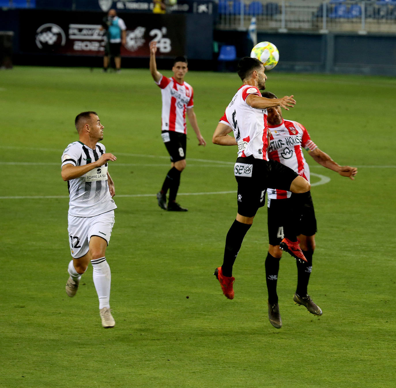 Los de Sergio Rodríguez ascienden a Segunda División tras superar al Castellón en la tanda de penaltis