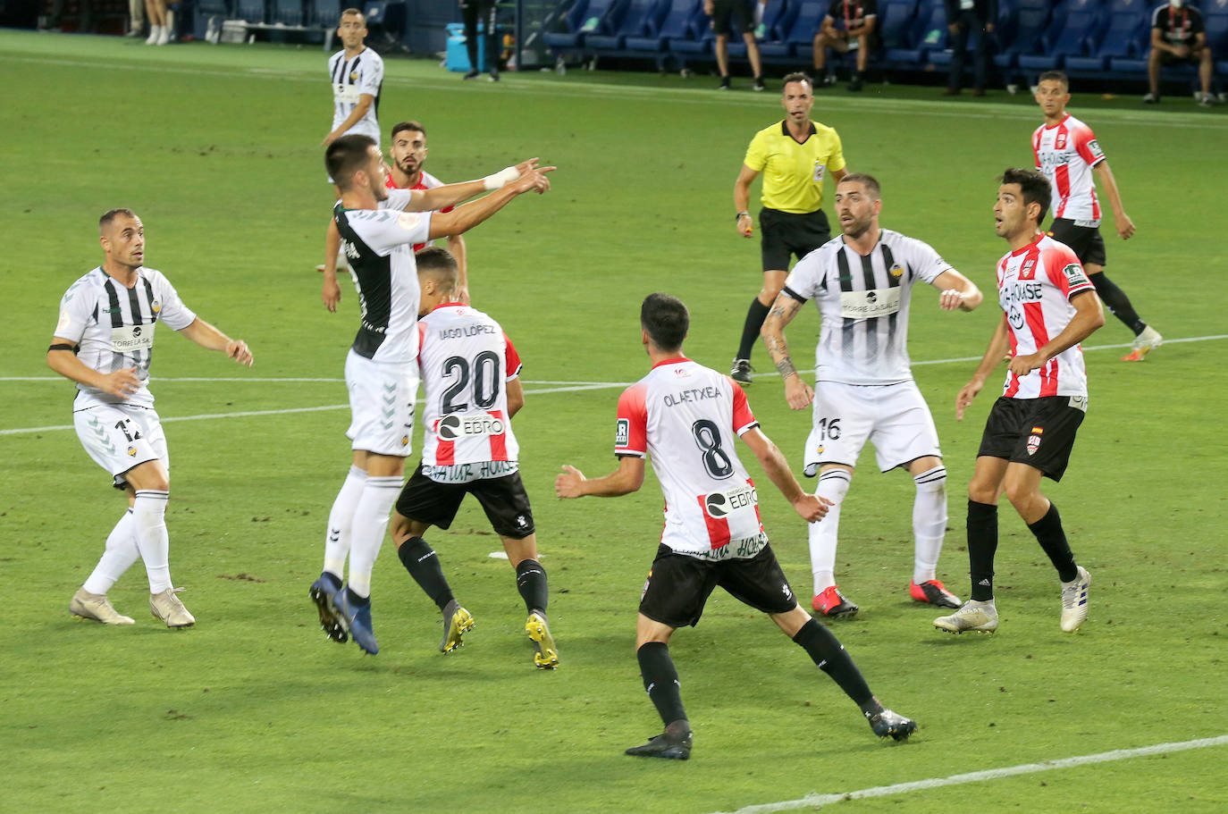 Los de Sergio Rodríguez ascienden a Segunda División tras superar al Castellón en la tanda de penaltis