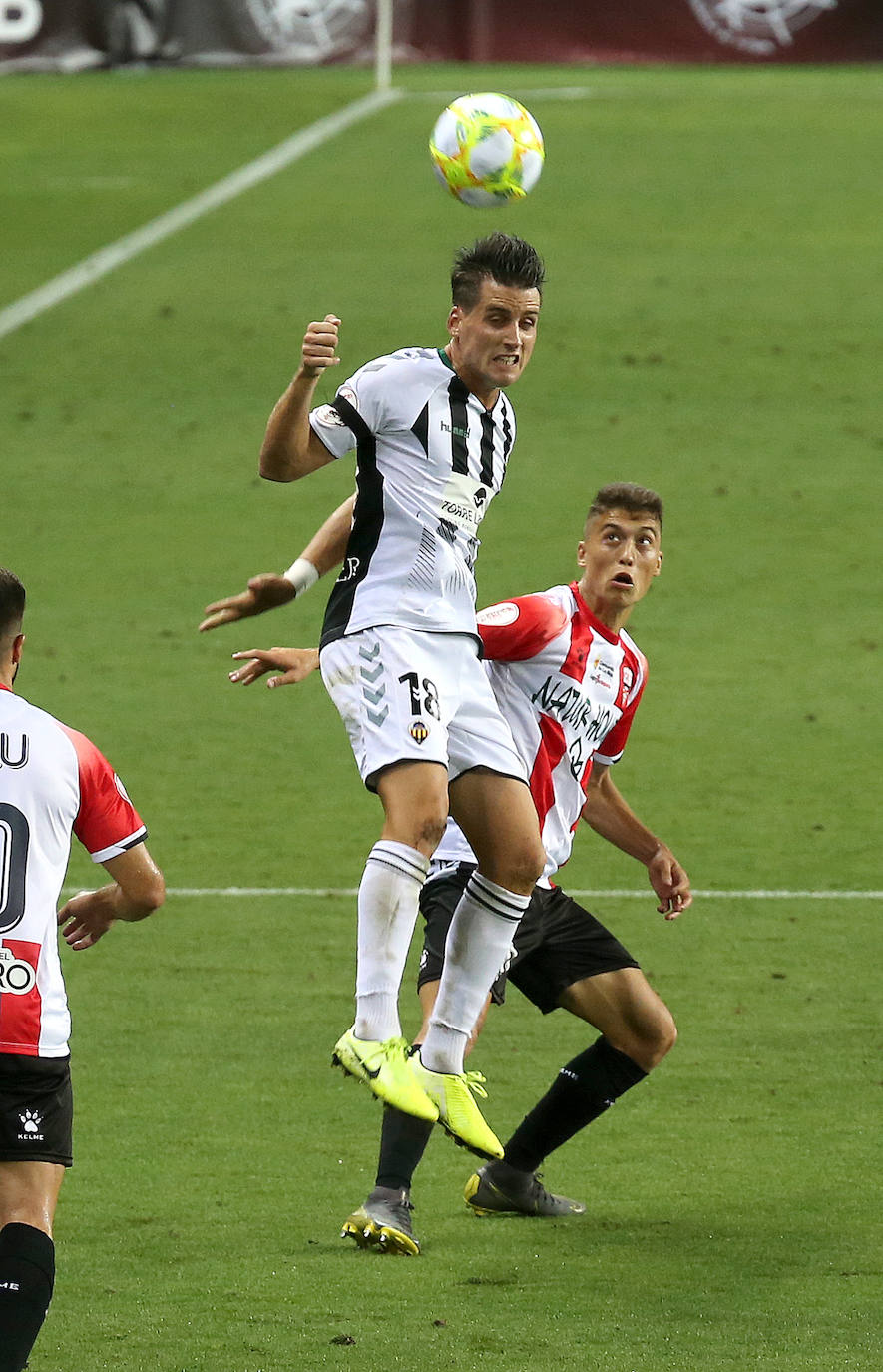 Los de Sergio Rodríguez ascienden a Segunda División tras superar al Castellón en la tanda de penaltis