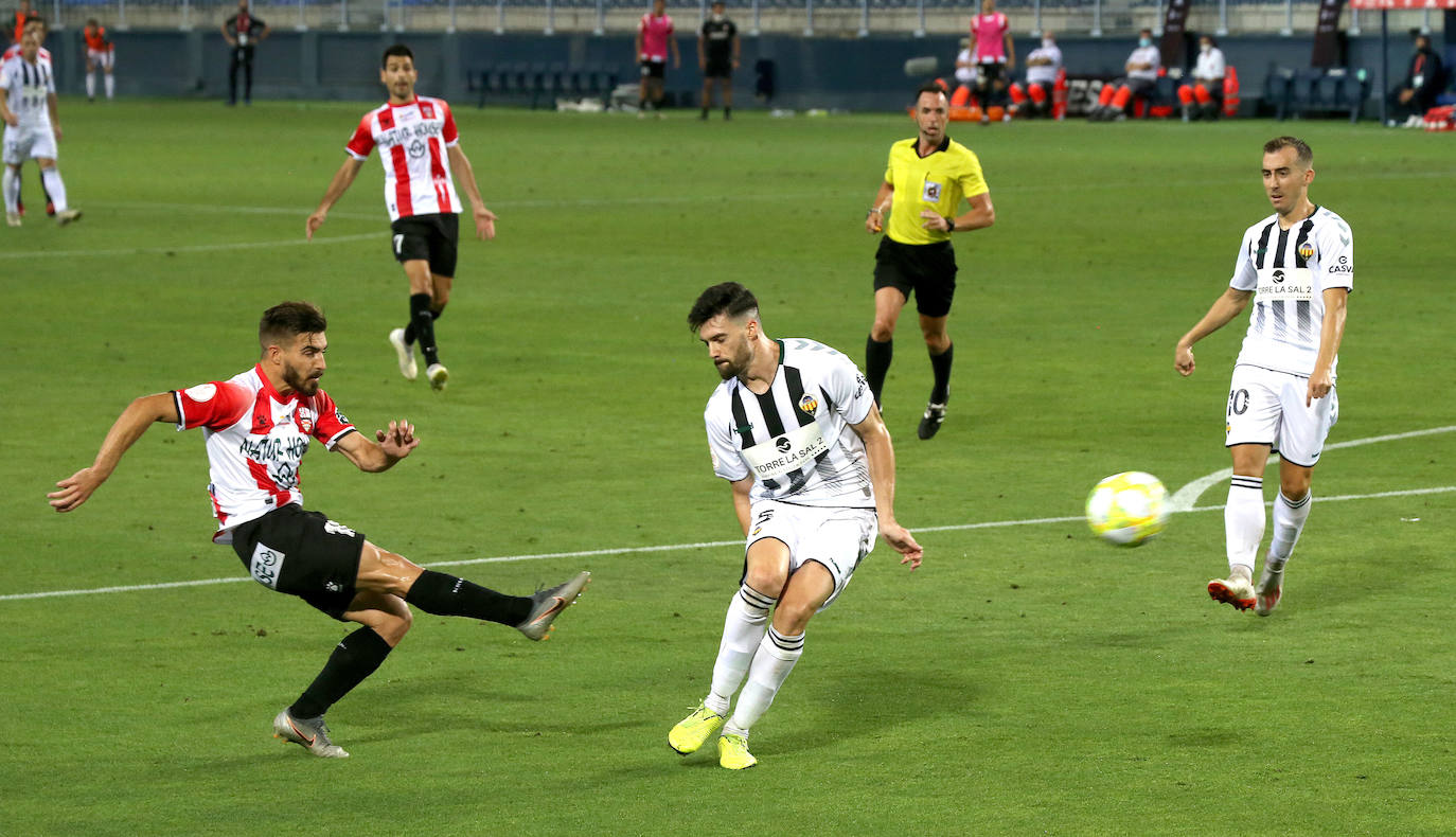 Los de Sergio Rodríguez ascienden a Segunda División tras superar al Castellón en la tanda de penaltis