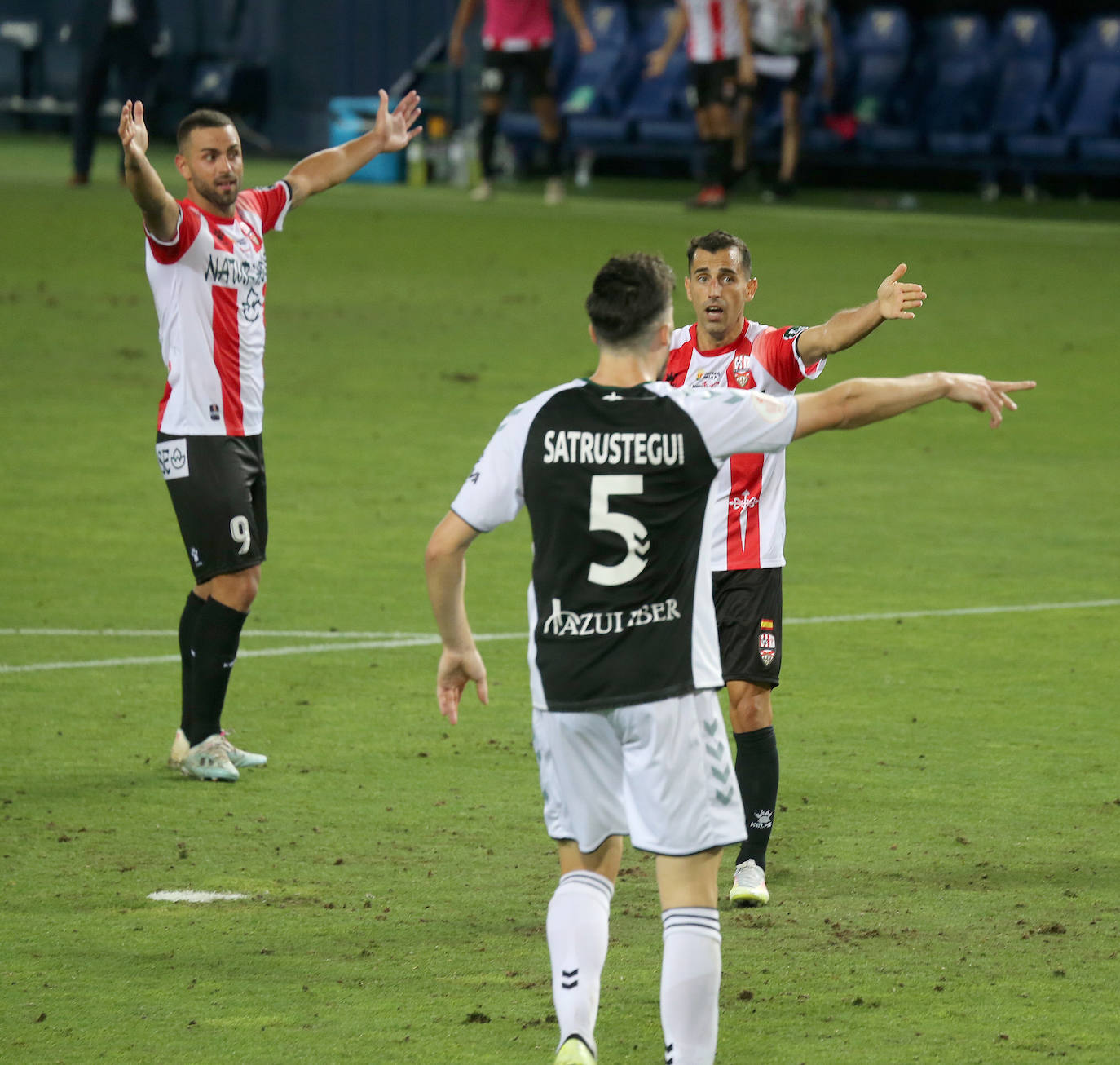 Los de Sergio Rodríguez ascienden a Segunda División tras superar al Castellón en la tanda de penaltis