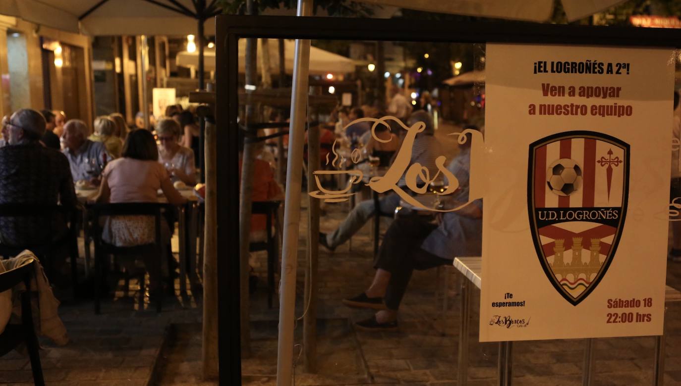 La afición blanquirroja ha sufrido bastante durante el encuentro frente al Castellón, pero finalmente ha merecido la pena