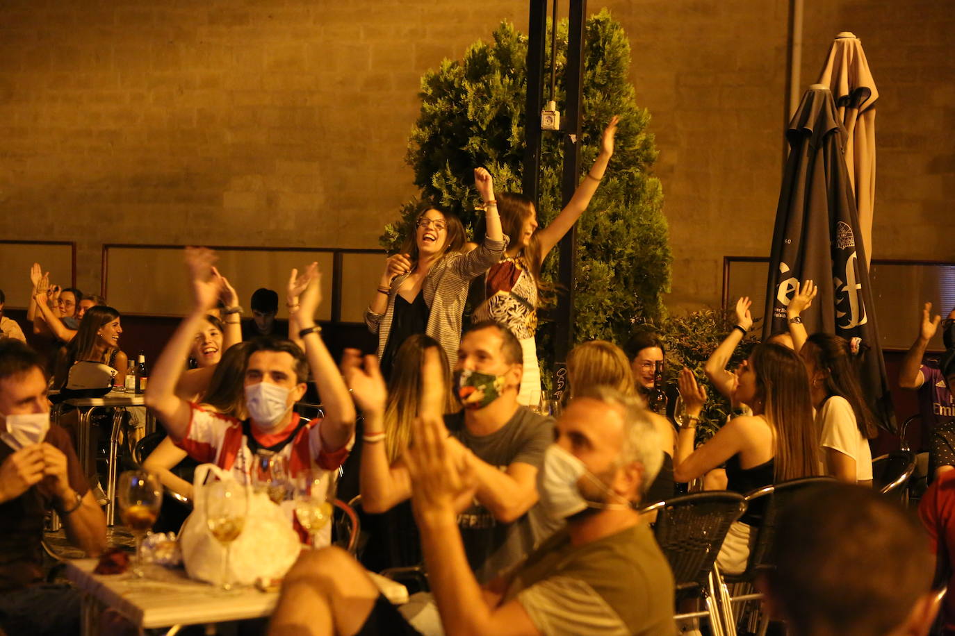 La afición blanquirroja ha sufrido bastante durante el encuentro frente al Castellón, pero finalmente ha merecido la pena