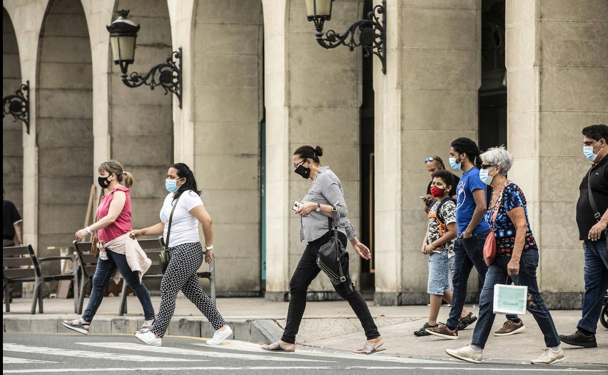 Tres jóvenes afectados por un segundo brote de coronavirus en Logroño