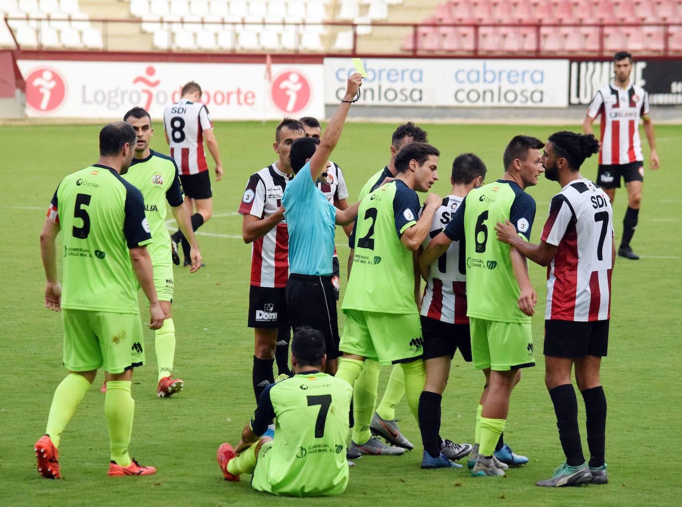 Los blanquirrojos llegan a la categoría de bronce del fútbol español tras empatar con el Varea en Las Gaunas