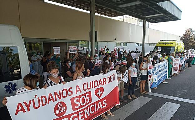 Urgencias insiste en la «falta de personal, seguridad y soluciones: tras estas puertas se esconden muchos problemas»