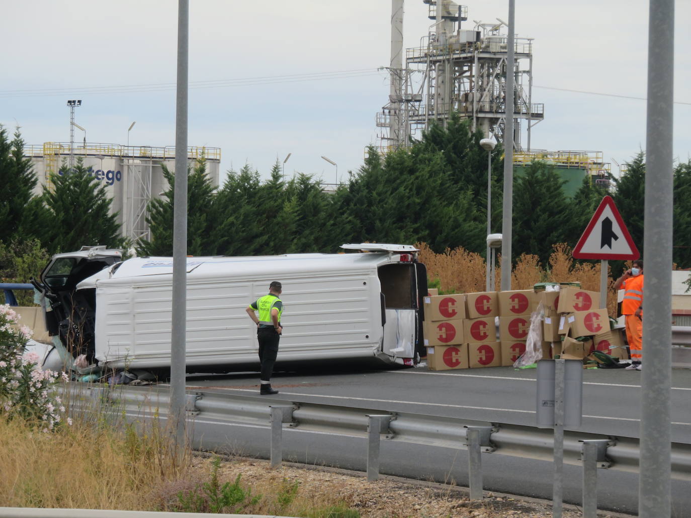 Fotos: Dos fallecidos en un accidente de tráfico en la N-232 en Alfaro