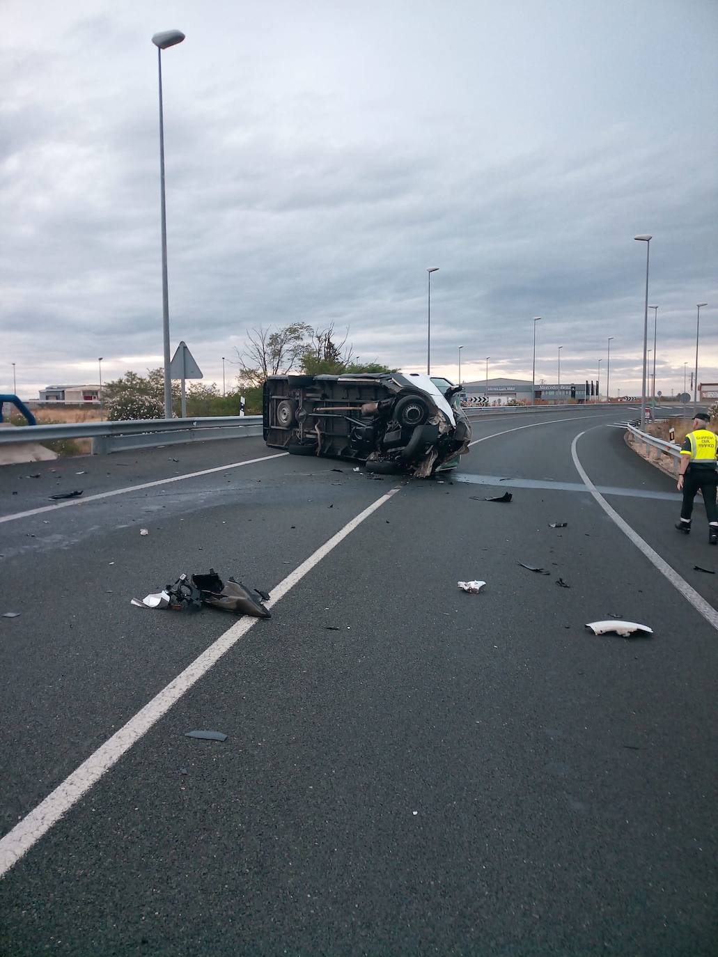 Fotos: Dos fallecidos en un accidente de tráfico en la N-232 en Alfaro