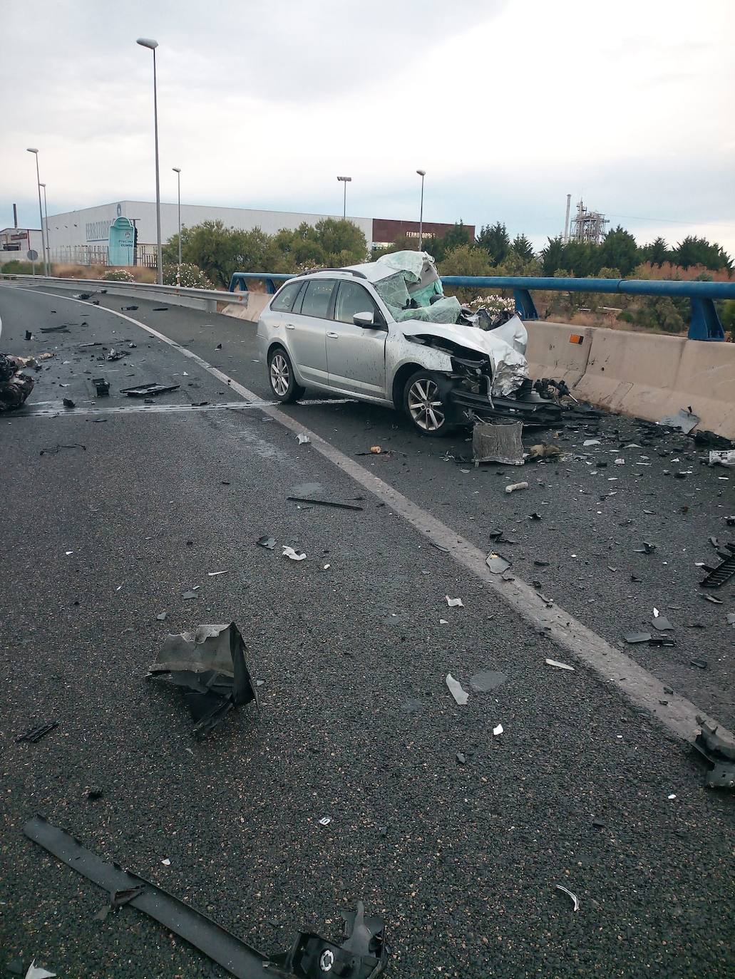 Fotos: Dos fallecidos en un accidente de tráfico en la N-232 en Alfaro