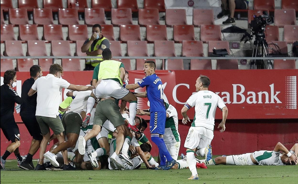 Pere Milla da el ascenso al Elche