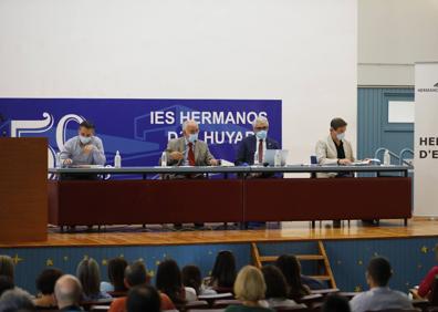 Imagen secundaria 1 - La Consejería tomará «nombre y apellido» de los alumnos que no acudan el lunes a clase