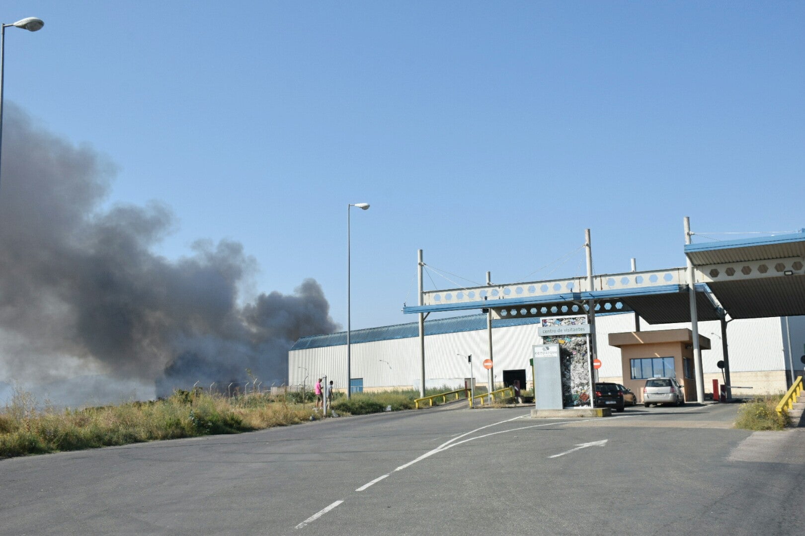 Fotos: Incendio en el Ecoparque de Logroño