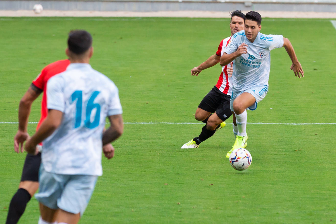 El autor del gol del triunfo fue Adrián Pérez