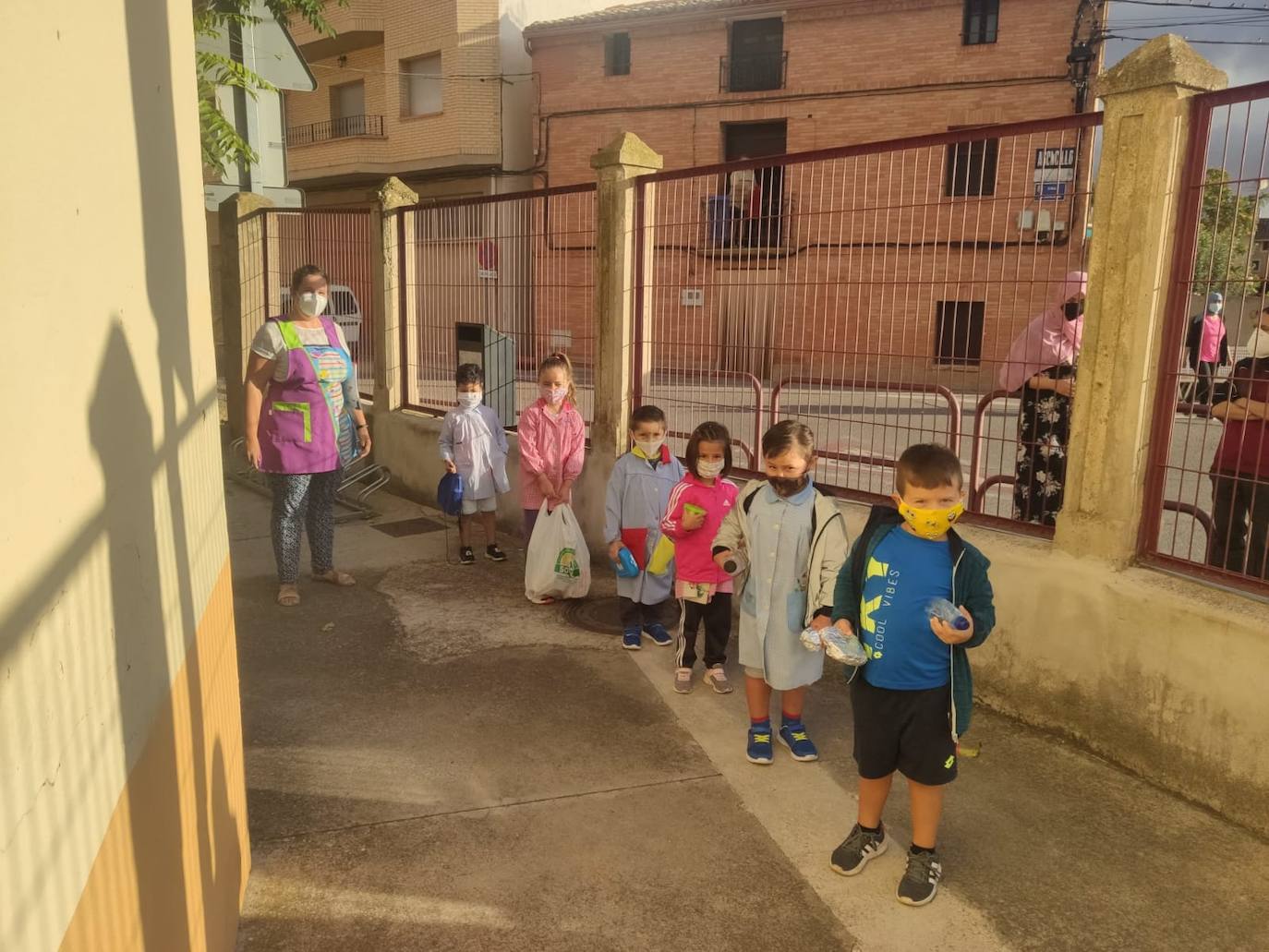 Fotos: Vuelta al cole en el CRA Las Cuatro Villas de Agoncillo y Ribafrecha