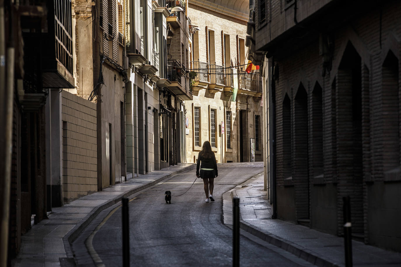 Controles a la entrada y salida de la ciudad riojabajeña, que ha vuelto a un punto entre la fase 1 y 2 para intentarcontener la epidemia