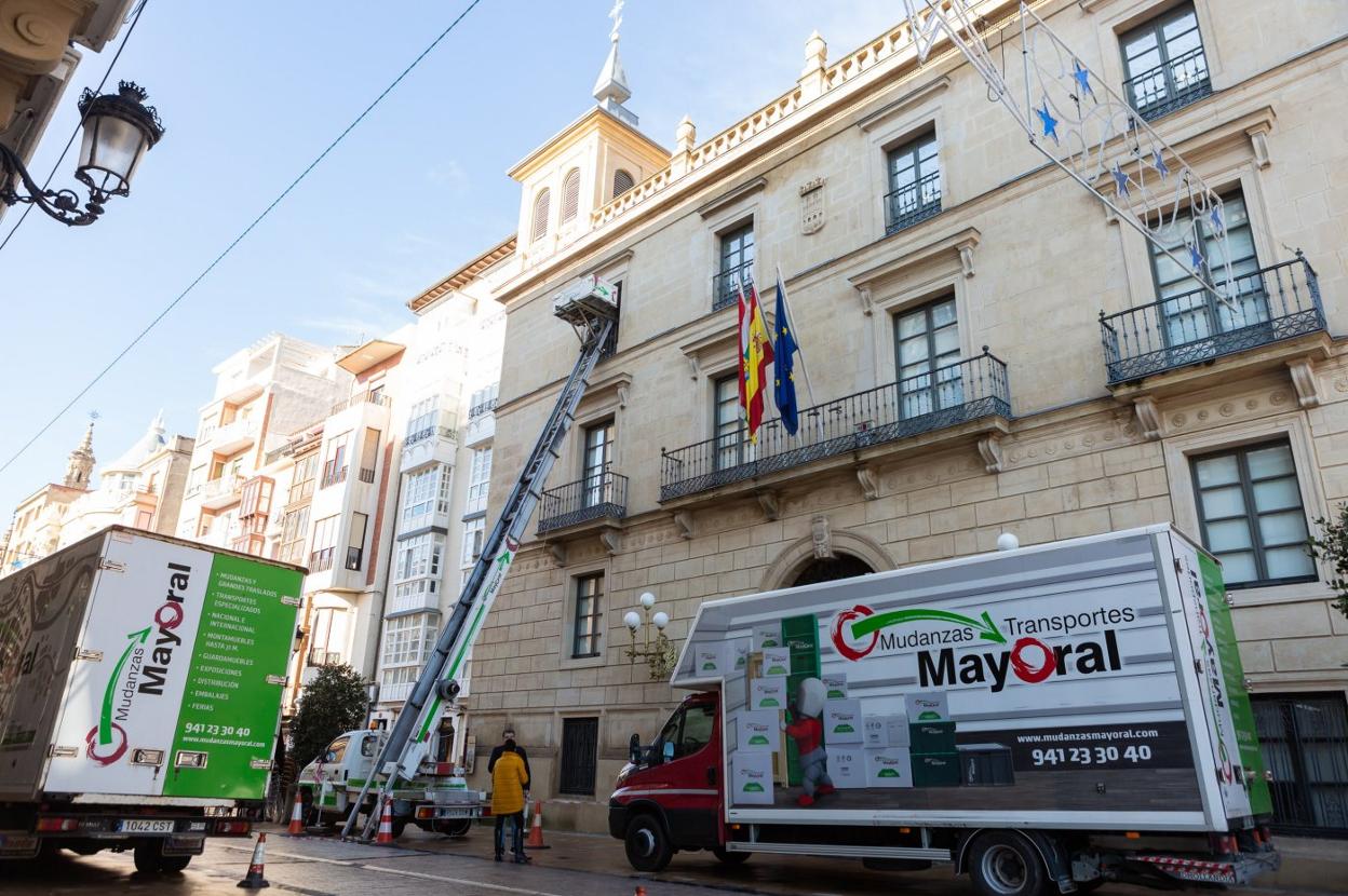 Las primera mudanzas de fundaciones y departamentos, comenzaron a finales del pasado año 2019. 