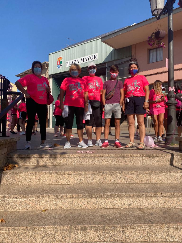 La cita ha estado organizada por el Ayuntamiento en colaboración con la AECC y la Ampa del colegio de la localidad