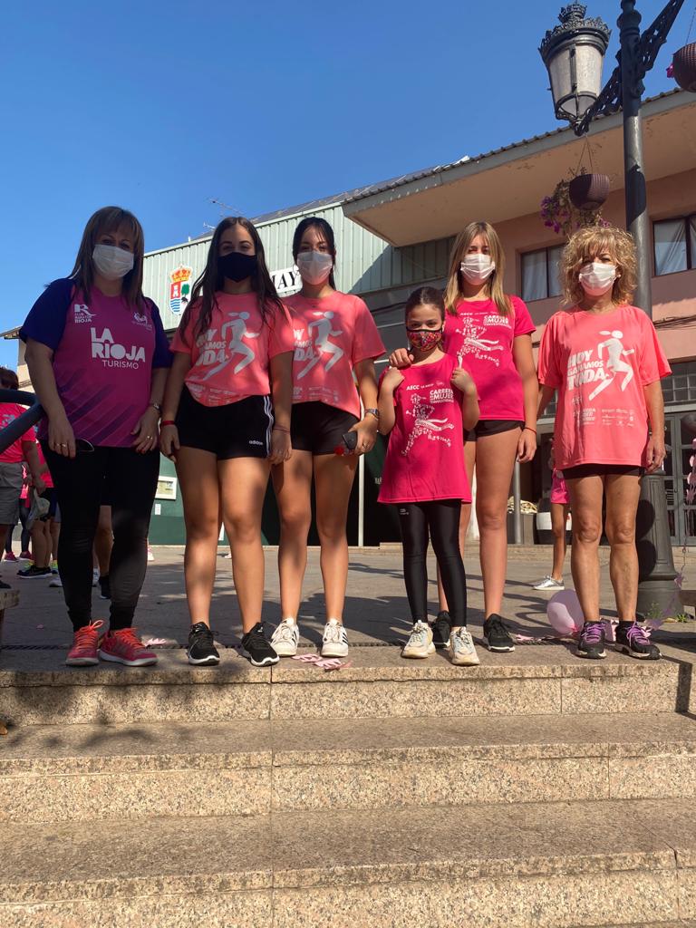 La cita ha estado organizada por el Ayuntamiento en colaboración con la AECC y la Ampa del colegio de la localidad